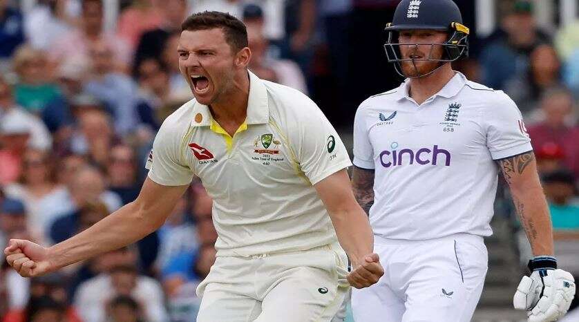 Dashboard Newsroom Create SEO Wire Preference DG NEWSWALA MEDIA PRIVATE LIMITED Content Content - Create Article Samacharnama/Sports/ Post Settings X General Meta Data Social Schema URL Slug TagsShort Title Character limit : 80 CharactersShort Description Character limit : 400 CharactersShort Video URL Headline* Sub-Headline/Summary Add Hero Image Highlights Body* *Terms of Use Site Privacy Policy Platform Cookie Policy Refund Policy Advertising Guidelines Disclaimer FAQs Pricing Contact Us Copyright © 2023 by Times Internet Limited. All rights reserved. Search your images Enter Title... Ashes 2023 4th Test--1-14411111111111.JPG 67 KB Ashes 2023 4th Test--1-14411111111111.JPG Remove file क्रिकेट न्यूज़ डेस्क। इंग्लैंड और ऑस्ट्रेलिया के बीच एशेज सीरीज का चौथा टेस्ट मैच 19 जुलाई से मैनचेस्टर के ओल्ड ट्रैफर्ड मैदान पर खेला जाएगा।मुकाबले से पहले ऑस्ट्रेलिया की ओर से प्लेइंग इलेवन में बदलाव की जानकारी सामने आई है।कंगारू कप्तान पैट कमिंस ने पहले ही साफ कर दिया है कि टीम में स्टार पेसर जोश हेजलवुड की वापसी हो रही है। वहीं स्कॉट बोलैंड को बाहर किया जा रहा है। दूसरी ओर इंग्लैंड ने मैच से दो दिन पहले ही अपनी प्लेइंग इलेवन घोषित कर दी थी। इंग्लैंड की प्लेइंग इलेवन में जेम्स एंडरसन की ओली रॉबिन्सन की जगह वापसी हुई है। ऑस्ट्रेलिया की पूरी प्लेइंग इलेवन क्या होगी ? यह तो मैच के वक्त ही पता चलने वाला है । ऑस्ट्रेलिया के कप्तान पैट कमिंस ने कहा बोलैंड इस मैच से बाहर रहेंगे वहीं हेजलवुड की वापसी होगी।बता दें कि तेज गेंदबाज जोश हेजलवुड ने इस सीरीज का दूसरा मैच ही खेला था जो लॉर्ड्स में हुआ था।ऑस्ट्रेलिया की टीम टेस्ट सीरीज में 2-1 से आगे चल रही है।ऑस्ट्रेलिया ने पहले दो टेस्ट मैच जीते थे, वहीं इसके बाद तीसरे मुकाबले में इंग्लैंड की टीम जीत के साथ वापसी करने में कामयाब रही थी। मौजूदा एशेज सीरीज में स्कॉट बोलैंड ने प्रभावी प्रदर्शन करके नहीं दिखाया है और इसलिए उन्हें बाहर किया जा रहा है। पैट कमिंस ने यह भी साफ किया है कि टीम के टॉप 5 में कोई बदलाव नहीं होगा । ख्वाजा, वॉर्नर स्मिथ, लाबुशेन और हेड की जगह पक्की है। जोश हेजलवुड के साथ ही स्टार्क का भी खेलना कन्फर्म है। Image Credit Ashes 2023 4th Test--1-1441111111.JPG 45.4 KB Ashes 2023 4th Test--1-1441111111.JPG Remove file Title... Image Credit Ashes 2023 4th Test--1-1441111.JPG 62 KB Ashes 2023 4th Test--1-1441111.JPG Remove file Title... Image Credit Ashes 2023 4th Test--1-144.JPG 39.8 KB Ashes 2023 4th Test--1-144.JPG Remove file Title... Image Credit Width Height Alt text (Alternative Text) Image Credits Alignment NoneLeftCenterRight Caption Preview