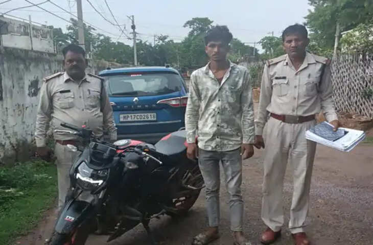 मध्य प्रदेश में ई-अटेंडेंस पर सख्त सरकार, शिक्षक संगठनों का विरोध जारी; शिक्षा मंत्री ने दिए संकेत