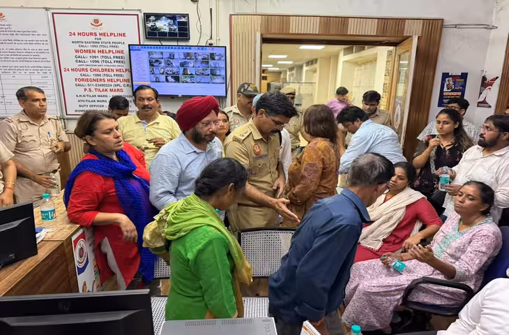 'तो पूरे देश में...', अंकिता भंडारी के पिता को दिल्ली पुलिस ने 4 बजे उठाया; जाते-जाते क्या बोले