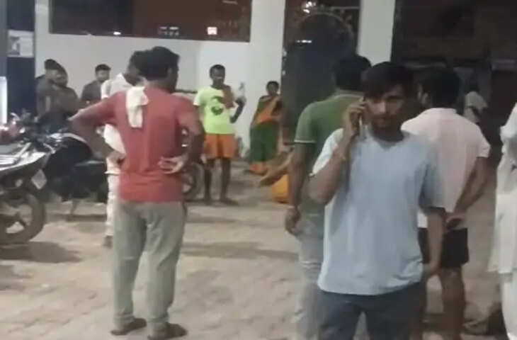 सीतामढ़ी में ऑटो किराए के विवाद में यात्री को चाकू मारा: सोनबरसा के चिलरा गांव की घटना, चालक पर हमला करने का आरोप