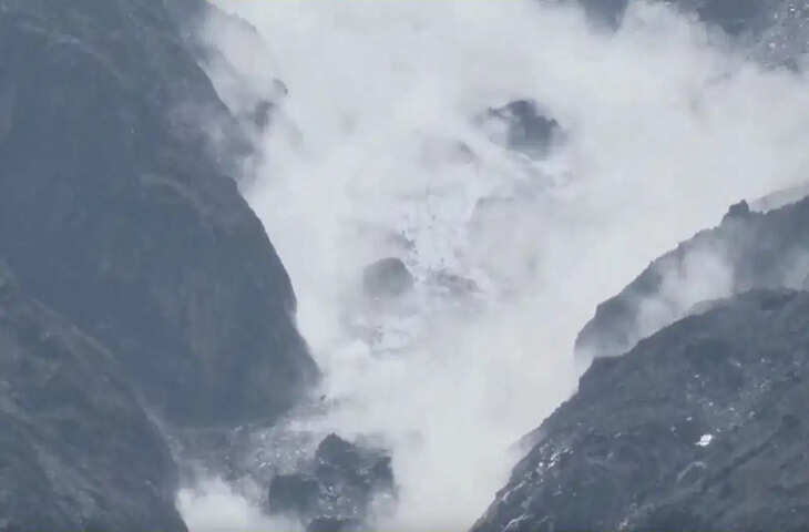 बद्रीनाथ के पास टूटा कंचनगंगा ग्लेशियर, बड़ा हादसा टला; वैज्ञानिक बोले- बदल रहा हिमालय का मौसम चक्र