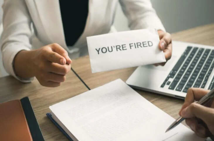 पूर्वी चीन में बाथरूम ब्रेक पर विवाद, बार-बार बाथरूम जाने की वजह से इंजीनियर को नौकरी से निकाला