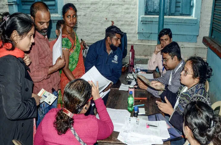 UP SIR Voter List 2026: इतने राज्यों में हुई प्रक्रिया लेकिन सबसे ज्यादा UP में कटे नाम, इस लिंक पार जाकर चेक करे अपना नाम&nbsp;