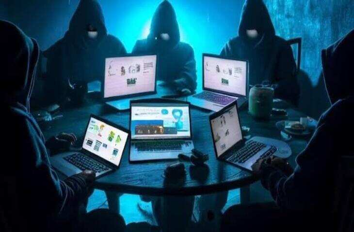 सावधान! कहीं आपका तो नहीं इस बैंक में अकाउंट ?&nbsp;1TB डेटा लीक, हैकर्स के हाथ लगी ग्राहकों की संवेदनशील जानकारी​​​​​​​