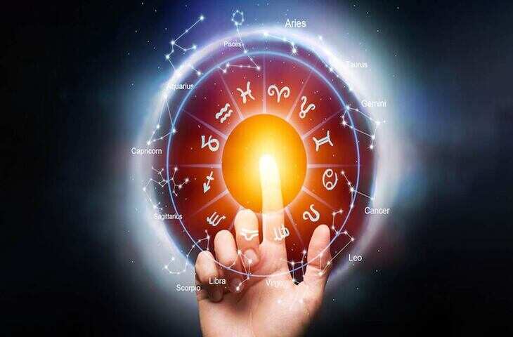 मिथुन, सिंह और धनु राशि के जातकों के लिए खुशखबरी!&nbsp;बढ़ सकती हैं सुख-सुविधाएं, वीडियो में जानें आज का विस्तृत राशिफल