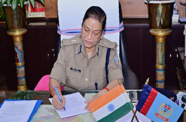 1994 बैच की IPS, रिटायरमेंट से एक दिन पहले बनीं झारखंड की DGP, कौन हैं तदाशा मिश्रा?