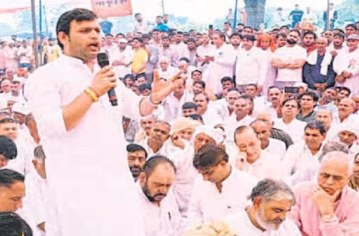 हरियाणा के पलवल में 52 पाल की महापंचायत, शादी की फिजूलखर्ची रोकने के लिए लिए गए बड़े फैसले