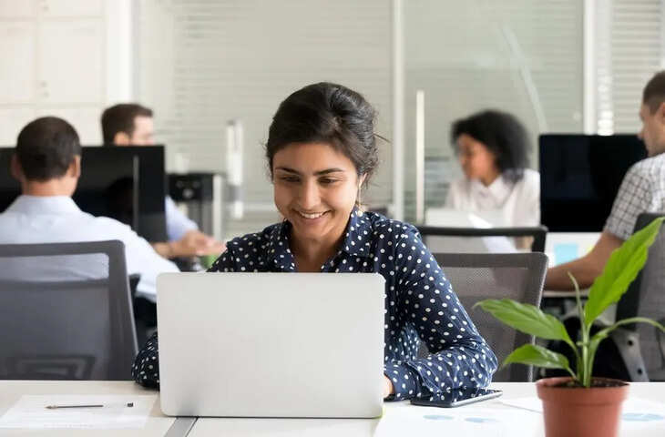 Government Jobs Alert: रविवार से पहले भर दें फॉर्म, इस हफ्ते की 5 बड़ी भर्तियों में हजारों पदों पर मौका