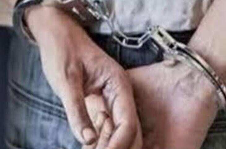 मस्कट से जयपुर पहुंचते ही पकड़ा गया शाहरुख, फुटेज में देंखे एयरपोर्ट इमीग्रेशन ने लुक-आउट नोटिस पर दबोचा
