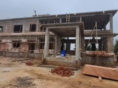 जालोर की 'राधा' बनी चर्चा का केंद्र, 10 किलो चांदी के गहने पहनती है गाय; 1 करोड़ का बन रहा आलीशान महल