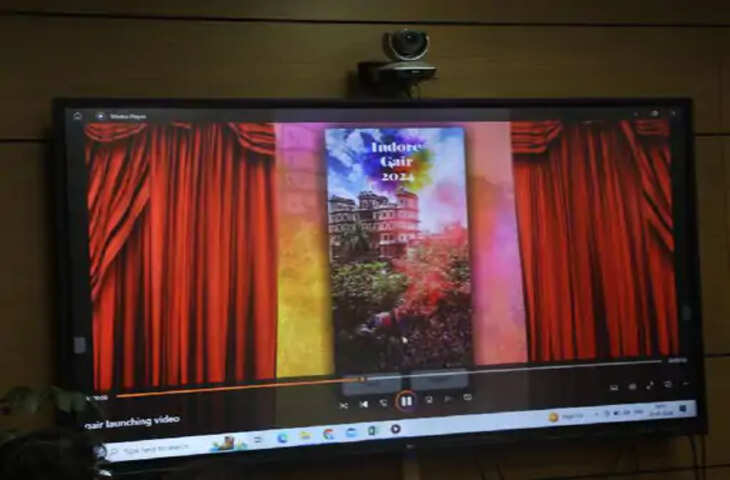 Indore में आप छत पर बैठकर रंगपंचमी का आनंद ले सकते हैं।