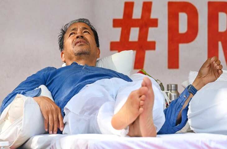 भूख हड़ताल की शुरुआत कैसे हुई? सोनम वांगचुक के अनशनभूख हड़ताल की शुरुआत कैसे हुई? सोनम वांगचुक के अनशन के बीच जानिए दुनिया में सबसे पहले किसने किया अनशन&nbsp; के बीच जानिए दुनिया में सबसे पहले किसने किया अनशन&nbsp;
