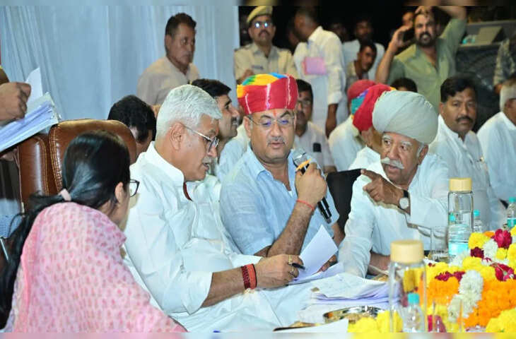 जल जीवन मिशन में गड़बड़ी पर सख्त बयान, वीडियो में जाने केंद्रीय मंत्री गजेंद्र सिंह शेखावत ने ठेकेदारों को दी चेतावनी