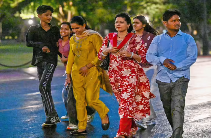Jharkhand Weather Alert: राज्य के कई हिस्सों में बारिश के आसार, मौसम विभाग ने जारी किया ऑरेंज अलर्ट