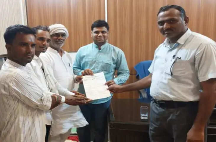 Alwar कांग्रेस कार्यकर्ताओं ने एसडीएम को ज्ञापन सौंपा : नई संसद का उद्घाटन राष्ट्रपति से कराने की मांग की