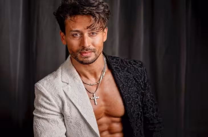 मुंबई में रहने के लिए ऋतिक ने खरीदी थी 40 हजार की सेकेंड हैंड पल्सर, माता-पिता ने भेजे थे 60 हजार रुपये