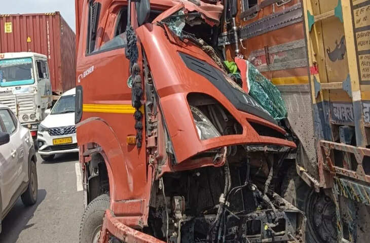दिल्ली-जयपुर हाईवे पर भीषण ट्रक हादसा, चालक की जान बाल-बाल बची