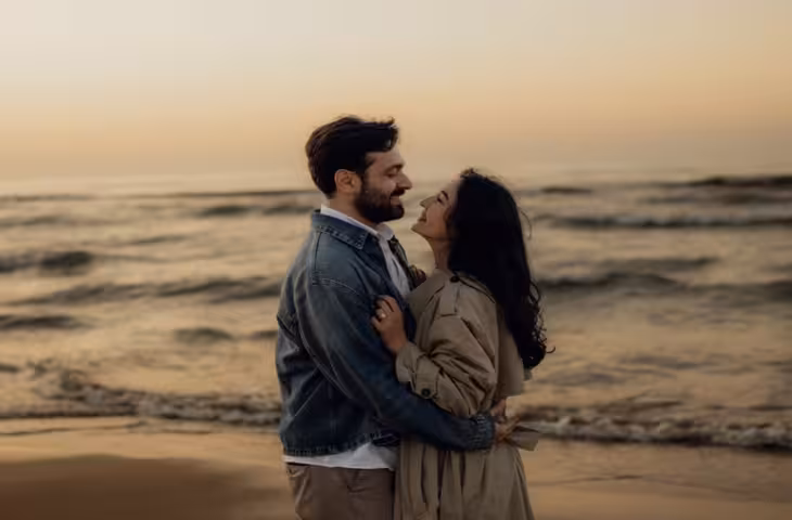 Numerology: शादी होते ही बदल जाती है इन 3 मूलांक वालों की जिंदगी, हर कदम पर मिलता है भाग्य का साथ