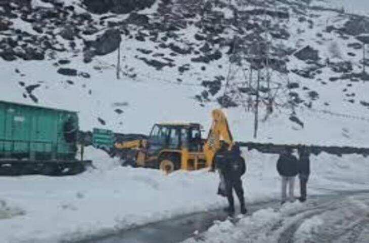 वीडियो में देंखे उत्तर भारत में मौसम का करवट बदलने का संकेत: राजस्थान, मध्य प्रदेश और यूपी में बारिश, उत्तराखंड में बर्फबारी का अलर्ट