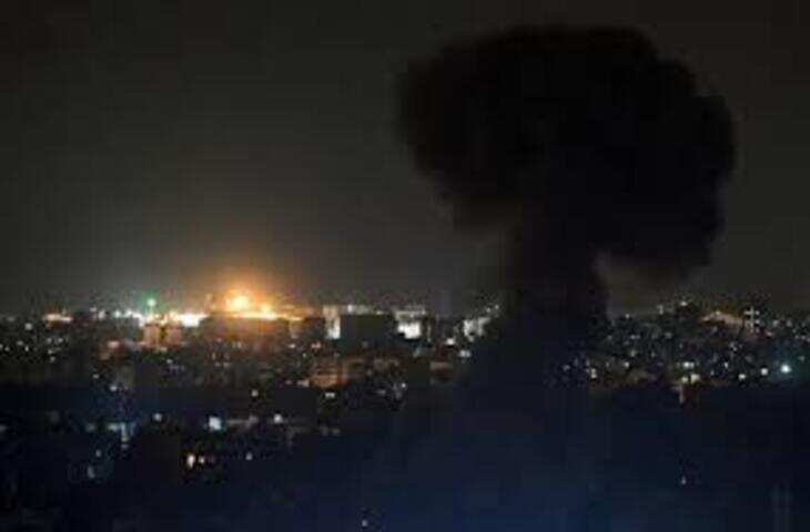 अमेरिका-इज़राइल और ईरान जंग का 14वां दिन, फुटेज में देंखे USS अब्राहम लिंकन पर मिसाइल हमले का दावा, बोइंग KC 135 इराक में क्रैश