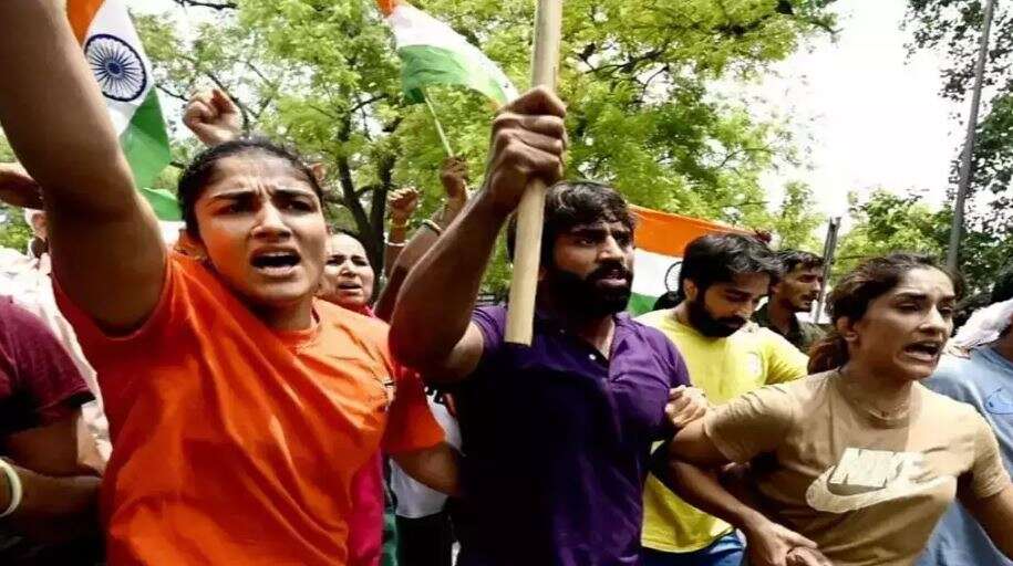 "anil-1--1-111" "anil-1--1-11111111111" "anil-1--1-111111111" "anil-1--1-11111"