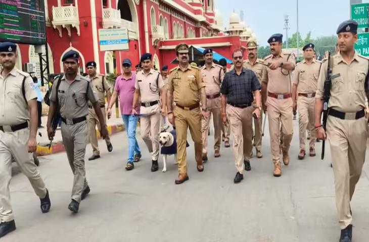 स्वतंत्रता दिवस पर रेलवे स्टेशन की सुरक्षा व्यवस्था सख्त, कानपुर सेंट्रल पर चलाया गया चेकिंग अभियान