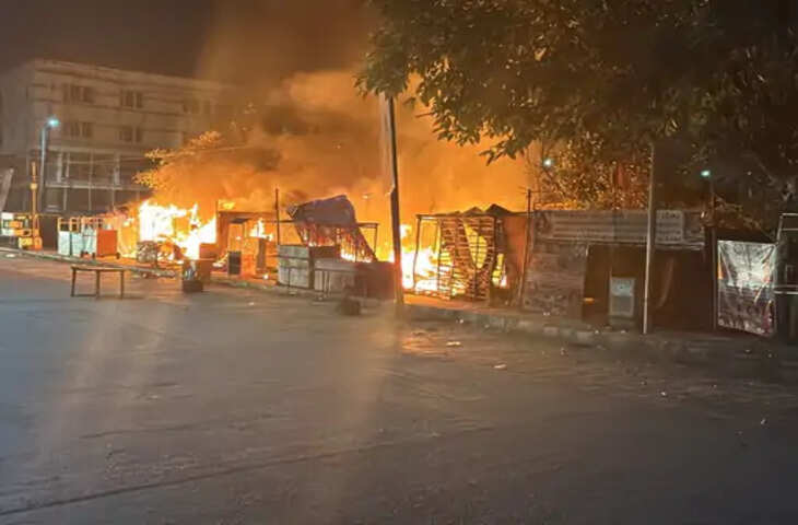 आगरा में ढाबे में भीषण आग, सिलेंडर फटने से जोरदार धमाका; हाईवे पर मची अफरा-तफरी