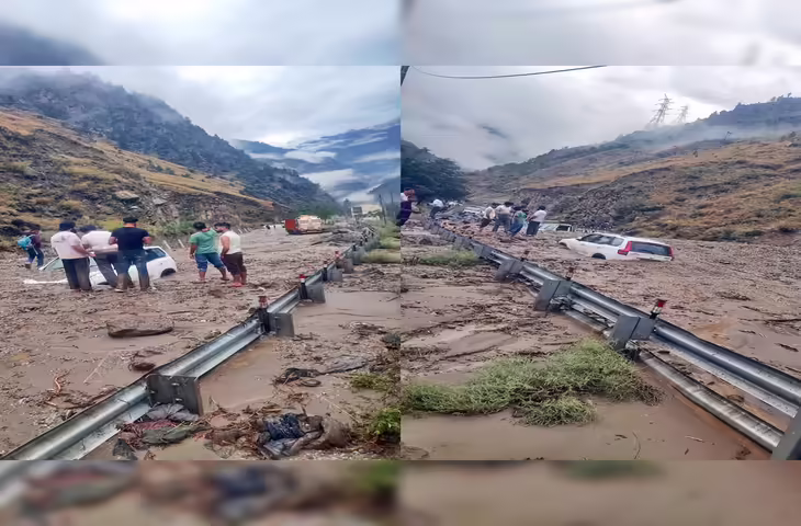 देशभर में मानसून का कहर, हिमाचल में मलबे में दबीं गाड़ियां, यूपी-गुजरात में जलभराव, वीडियो में जाने मध्य प्रदेश में भारी बारिश का अलर्ट