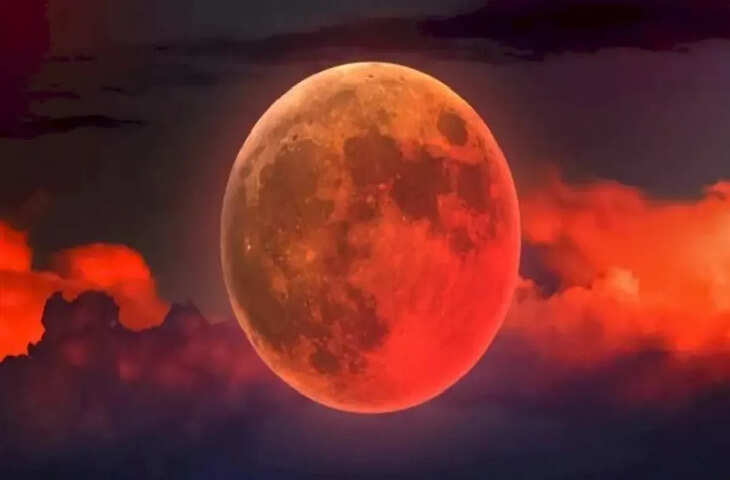 Chandra Grahan 2026: 5 घंटे तक चलेगा खगोलीय नजारा, अगस्त में लगने वाला ग्रहण क्यों माना जा रहा है खास