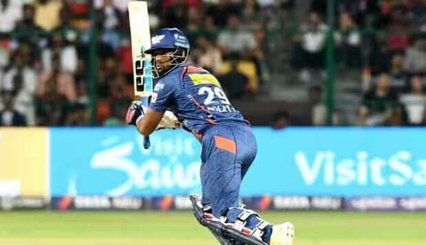 "POORAN-1-111" "0100101111-1111" "lsg--1118888" "lsg0---11-11" 