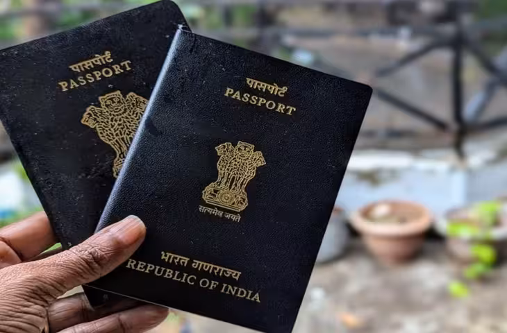 फर्जी आधार बनाने का नेटवर्क कई जिलों तक फैला, एजाज के ऑपरेटर पर मशीन और लॉगिन-पासवर्ड देने का आरोप