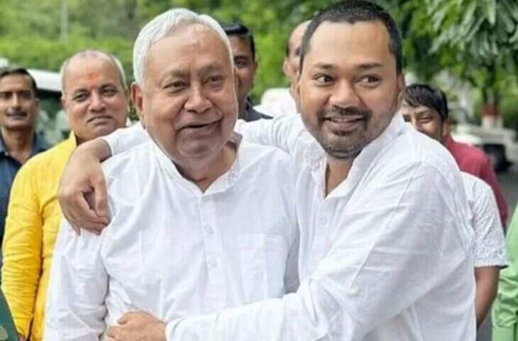 नीतीश कुमार के बेटे निशांत कुमार की सादगी चर्चा में, वृंदावन की सड़कों पर आम भक्त की तरह घूमते दिखे