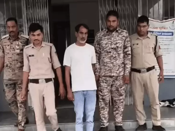 अंतरराज्यीय वाहन चोर गिरोह का एक और सदस्य गिरफ्तार, अमावस्या और मंदिरों में उमड़ने वाली भीड़ को बनाते थे निशाना