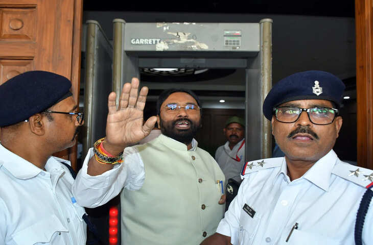 झारखंड राज्यसभा चुनाव में कांग्रेस को झटका: संख्या बल के बावजूद हार, NDA समर्थित परिमल नाथवानी की जीत