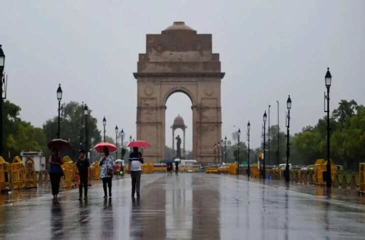 दिल्ली-NCR समेत उत्तर भारत में मौसम का अलर्ट, 100 किमी/घंटा तक तेज हवाओं का खतरा, कई राज्यों में बारिश जारी