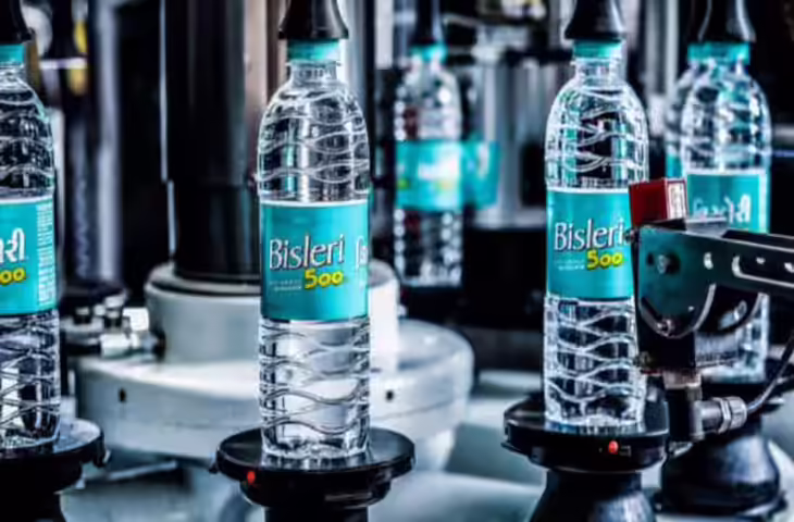 महंगाई का नया झटका: Iran संकट के चलते तेल के बाद अब पानी पर संकट, Bisleri की बोतल के बढ़े दाम&nbsp;