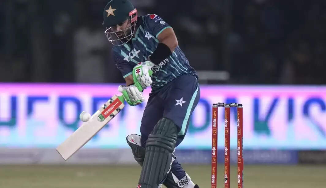 Babar Azam001-1--111111.GIF