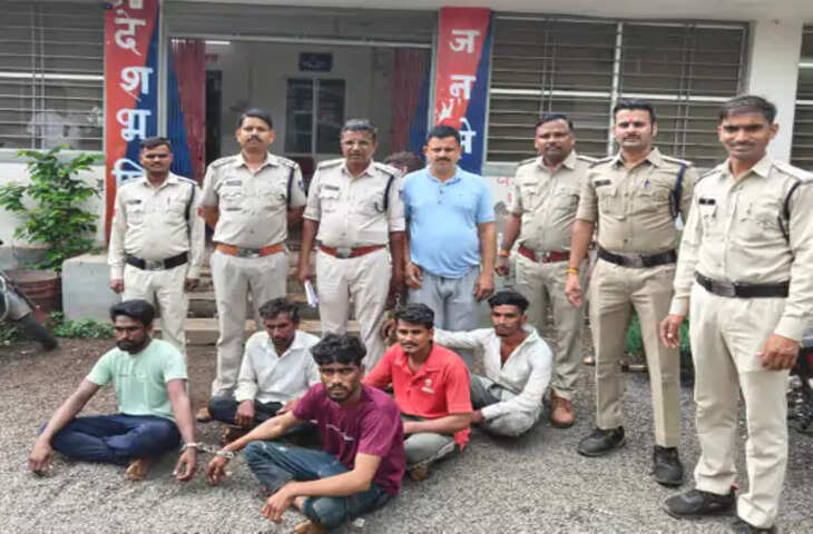 रतलाम में 18 वर्षीय युवक की हत्या का खुलासा: 5 आरोपी गिरफ्तार, 2 फरार; पुलिस ने हथियार भी किए बरामद
