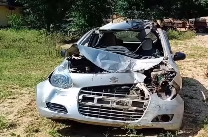 वीडियो में देंखे हाईवे पर भैंस का शिकार करता लेपर्ड, राहगीरों में मची हलचल