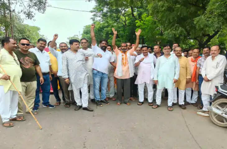 माता वैष्णो देवी के दर्शन के लिए 30 दिन में 1500 किलोमीटर पैदल चले संतोष मिश्रा, हरपालपुर से शुरू की यात्रा