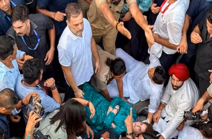 ज्ञानेश कुमार के इस्तीफे की मांग पर फिर सड़क पर उतरे राहुल-प्रियंका, वीडियो में जाने जंतर-मंतर से पहले रोका गया काफिला