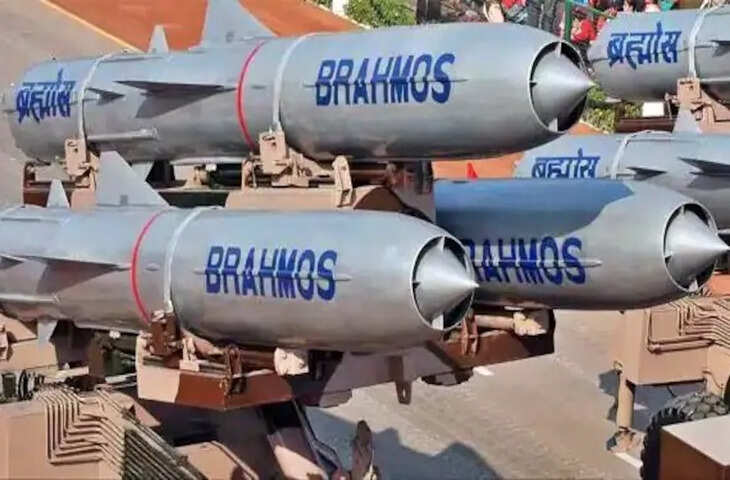 BrahMos Deal 2025: दुश्मन के घर में तबाही मचाने वाली मिसाइल अब जाएगी विदेश! भारत इस देश के साथ डील के करीब​​​​​​​