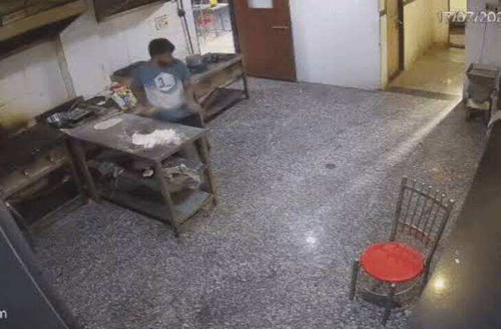 कोटा के बॉयज हॉस्टल में घुसा मगरमच्छ, मेस में खाना बना रहा कुक भागा; छात्रों में मची दहशत