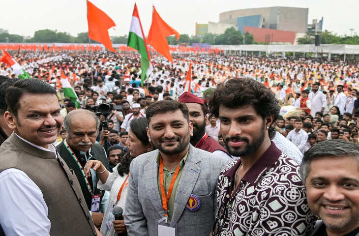 चुनाव से पहले Gen-Z पर नजर, युवा मतदाताओं तक पहुंच बनाने में जुटे राजनीतिक दल