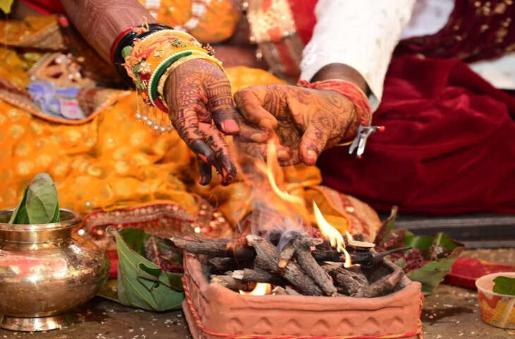 2026 की सबसे शुभ तिथियां: इन 7 खास दिनों में बिना पंडित से पूछे कर सकते हैं मांगलिक कार्य, जानें पूरी लिस्ट