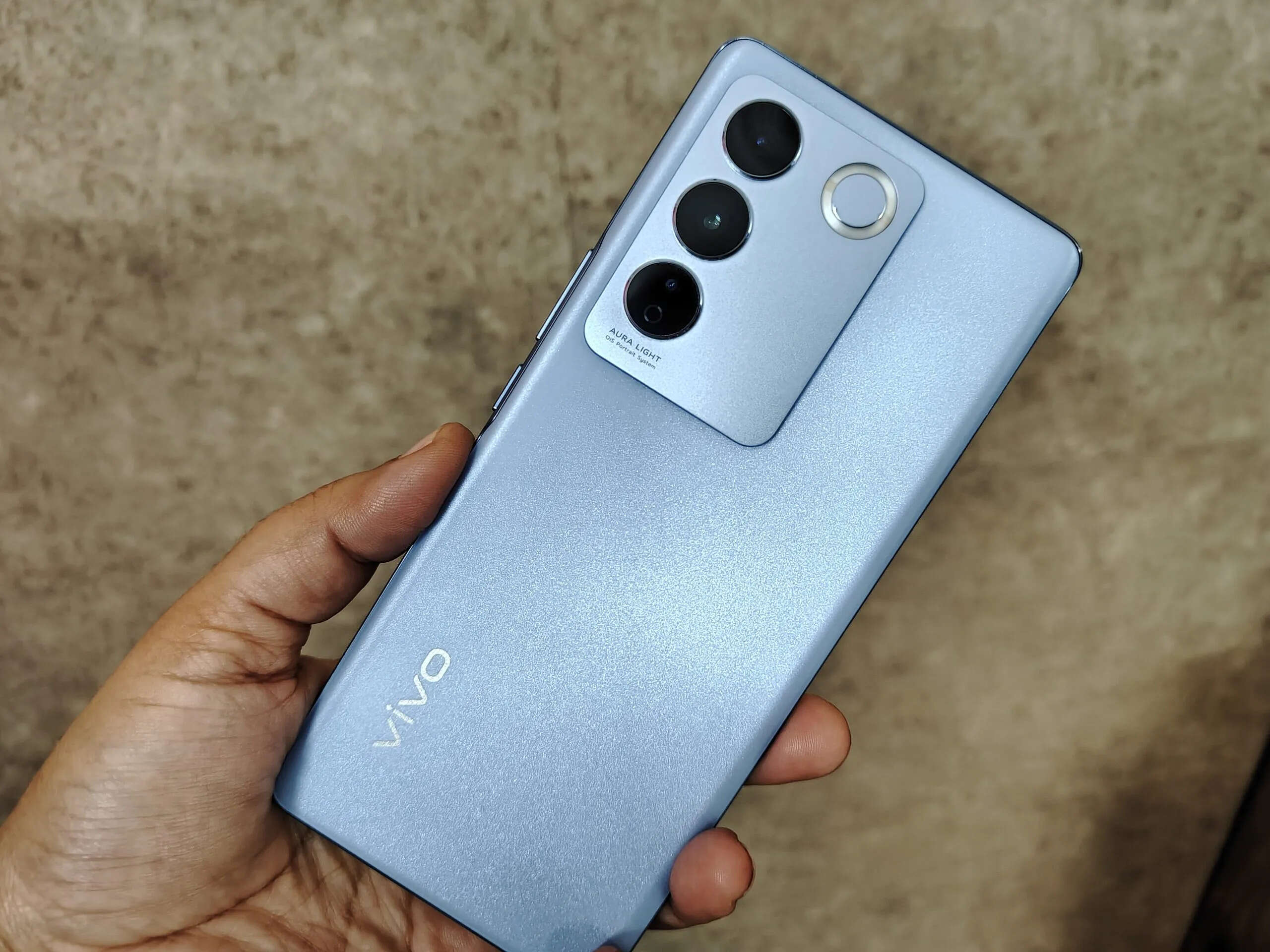 Why are there 2 microphones in a smartphone? You have been using the