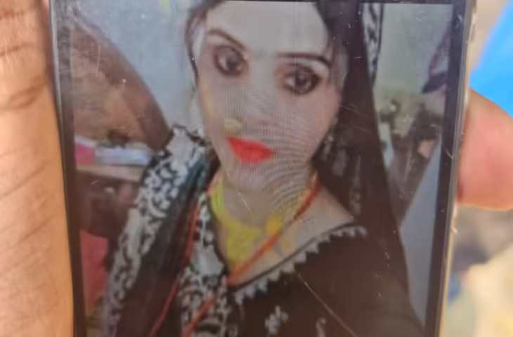 झांसी में विवाहिता की आत्महत्या, अश्लील वीडियो बनाकर ननदोई कर रहा था ब्लैकमेल