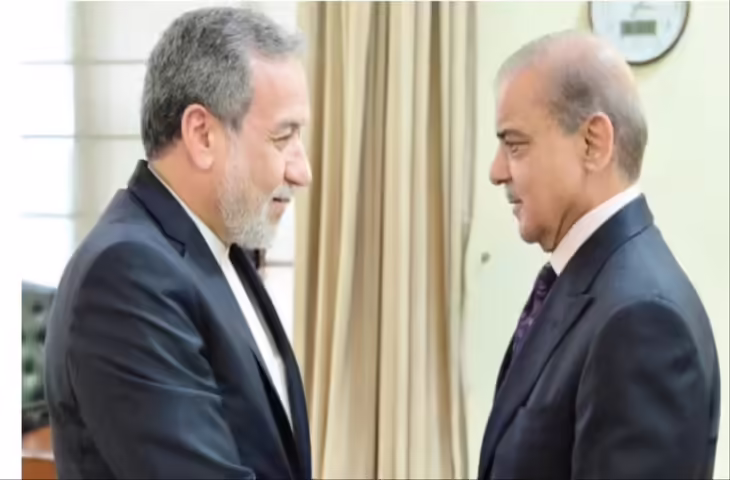 Iran-Pakistan रिश्तों में नया मोड़! बातचीत से इनकार के बाद Abbas Araghchi ने दी सफाई, Ishaq Dar बोले - 'थैंक यू'