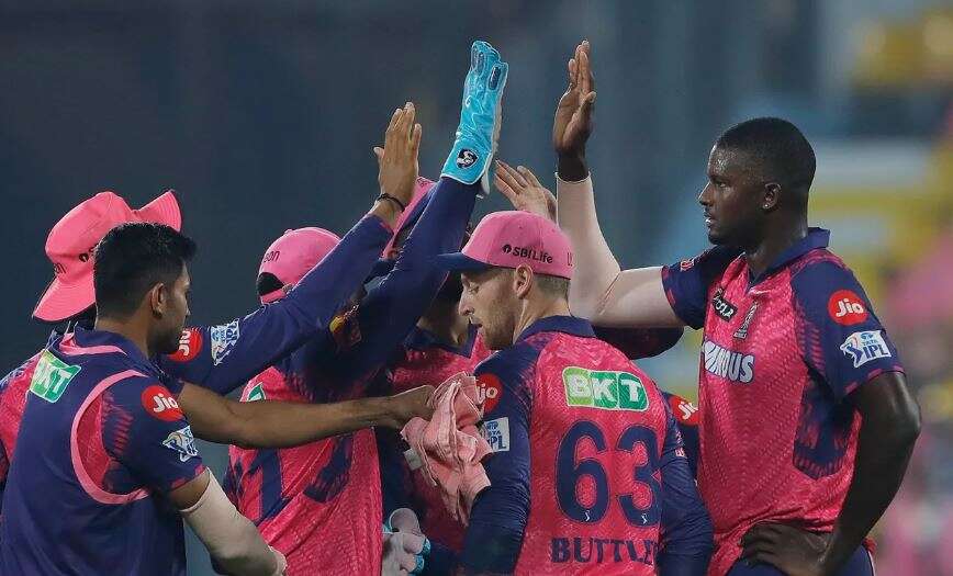 rr vs pbks01-111111.JPG