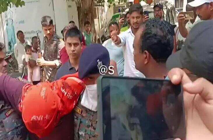 जमुई में नाबालिग छात्रा से बदसलूकी का मुख्य आरोपी पुलिस मुठभेड़ में घायल, फुटेज में देंखे पैर में लगी गोली
